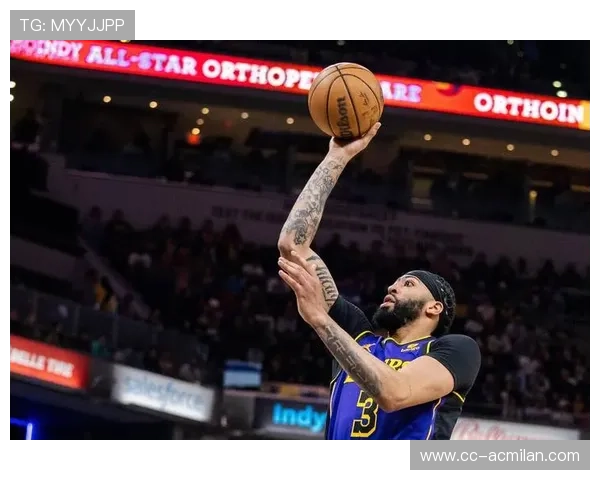 戴维斯连续摘下前场,洛杉矶攻势怒火不灭